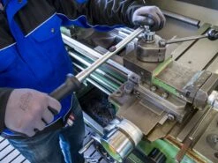 HAZET Drehmomentschlüssel 40-200 Nm 2% Vierkant Massiv 12,5mm 1/2 Zoll 6122-1CT -Werkzeug Günstiges Geschäft 6122 1ct 23anwendung 23industrie 23alternative 234