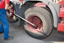 HAZET Ausziehbarer Radmuttern-Schlüssel Vierkant Massiv 20mm 3/4 Zoll 3-teilig 772-1 -Werkzeug Günstiges Geschäft 772 1 23anwendung