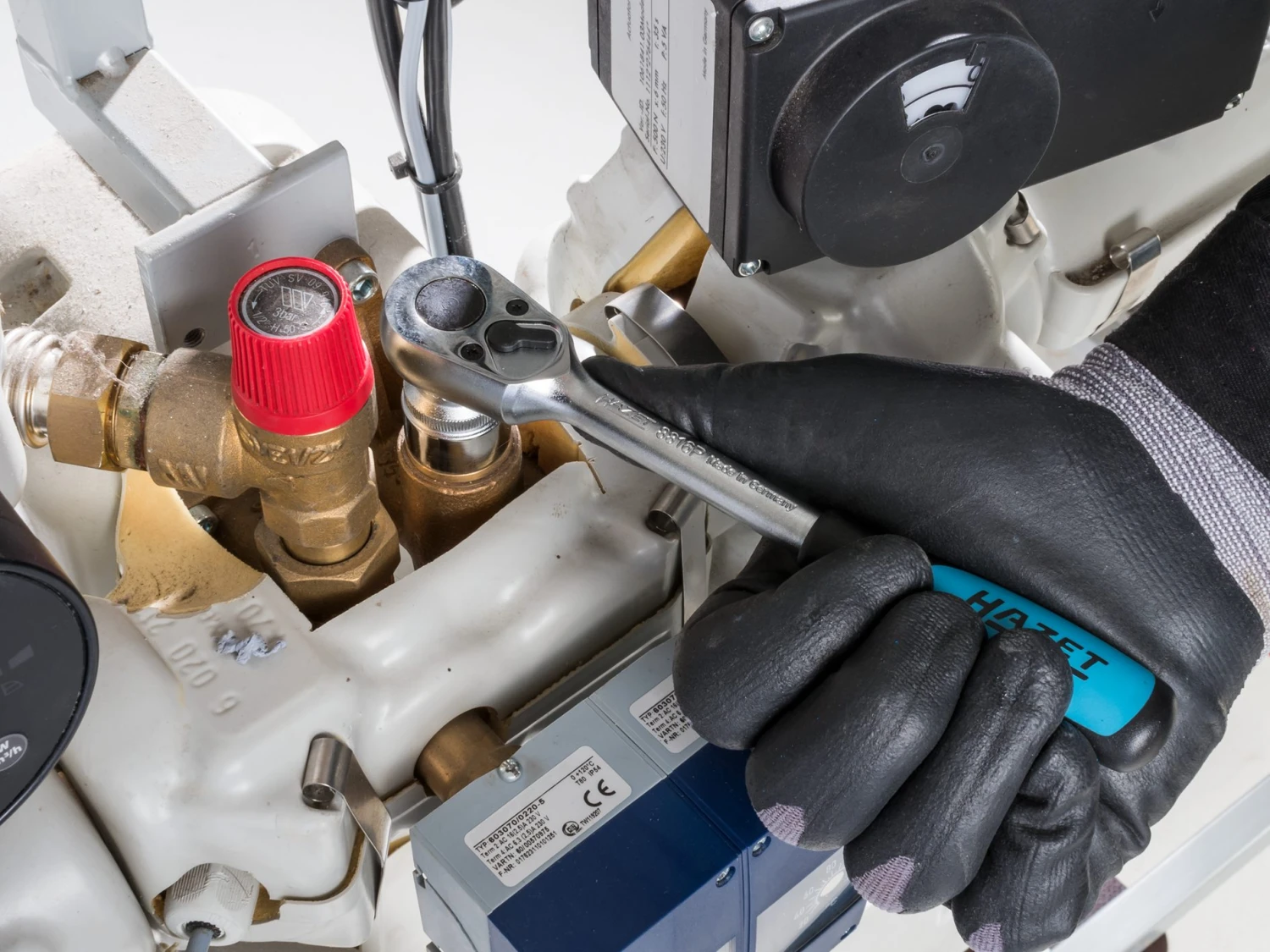 HAZET Steckschlüsselsatz Metrisch 5/16 Zoll 8mm 1/4 Zoll 6,3mm 3/8 Zoll 10mm 46tlg 882-1 3 HAZET Steckschlüsselsatz Metrisch 5/16 Zoll 8mm 1/4 Zoll 6,3mm 3/8 Zoll 10mm 46tlg 882-1 – Bild 3