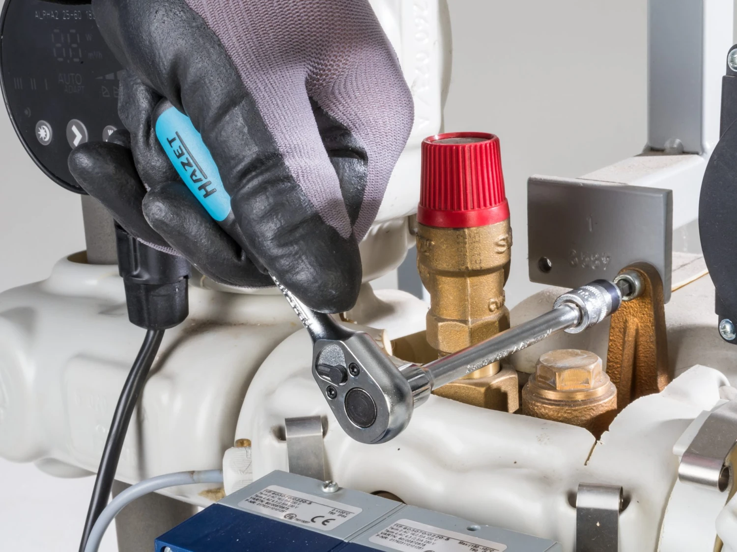 HAZET Steckschlüsselsatz Metrisch 5/16 Zoll 8mm 1/4 Zoll 6,3mm 3/8 Zoll 10mm 46tlg 882-1 6 HAZET Steckschlüsselsatz Metrisch 5/16 Zoll 8mm 1/4 Zoll 6,3mm 3/8 Zoll 10mm 46tlg 882-1 – Bild 6